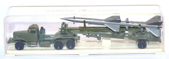 ZIL 157 Transportfahrzeug für Boden-​​Luft-​Rakete DWINA Militär