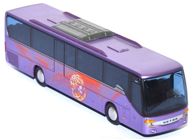 Setra S 415 GT-HD Reisebus lilametallic