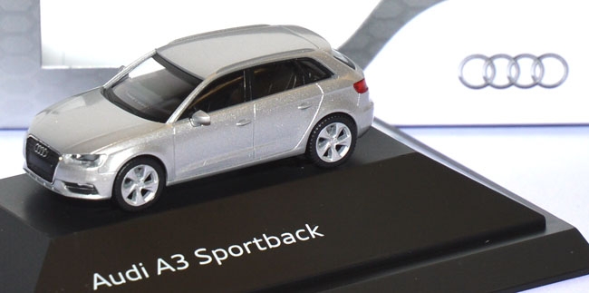 Audi A3 Sportback eissilber