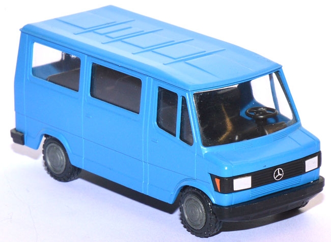 Mercedes-Benz 207 D Bus blau