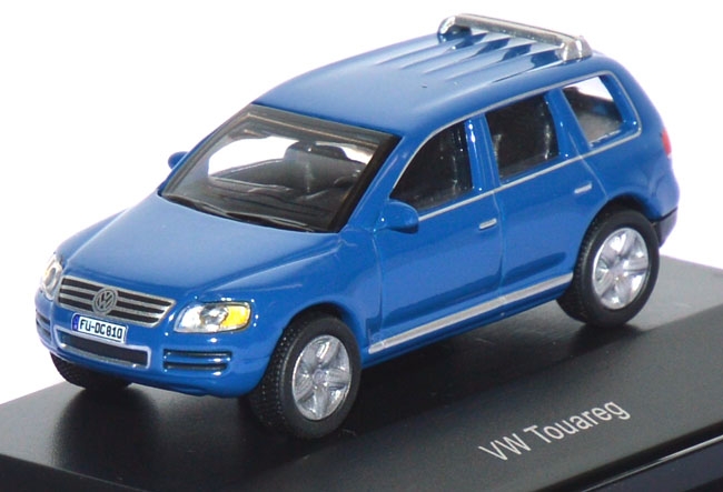 VW Touareg 1 blau