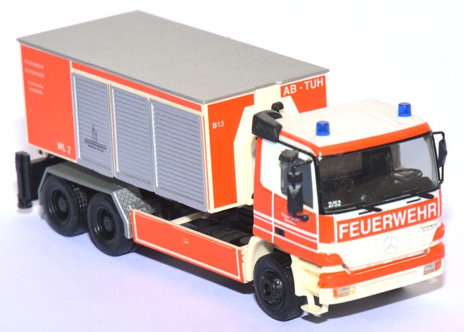 Mercedes-Benz Actros M Gerätecontainer Feuerwehr Wiesbaden