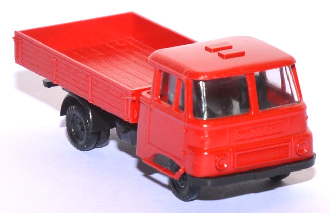 Robur LO 3000 Pritschen-​​​LKW rot