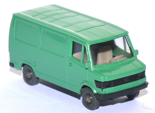 Mercedes-​​​Benz 207 D Kasten grün