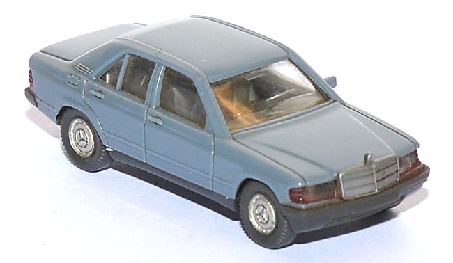 Mercedes-Benz 190 E labradorblau