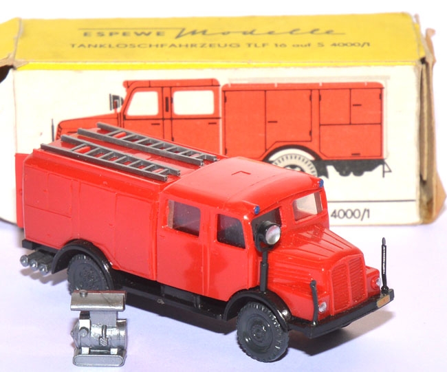 IFA S 4000/1 Feuerwehr TLF 16