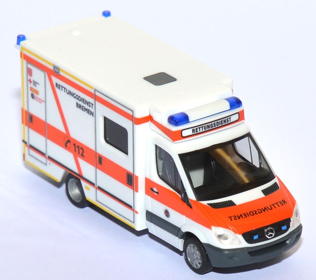 Mercedes-​Benz Sprinter RTW Feuerwehr Bremen