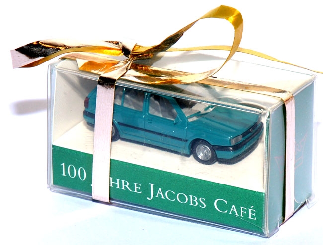 VW Golf 3 4türig - 100 Jahre Jacobs Café - Krönung