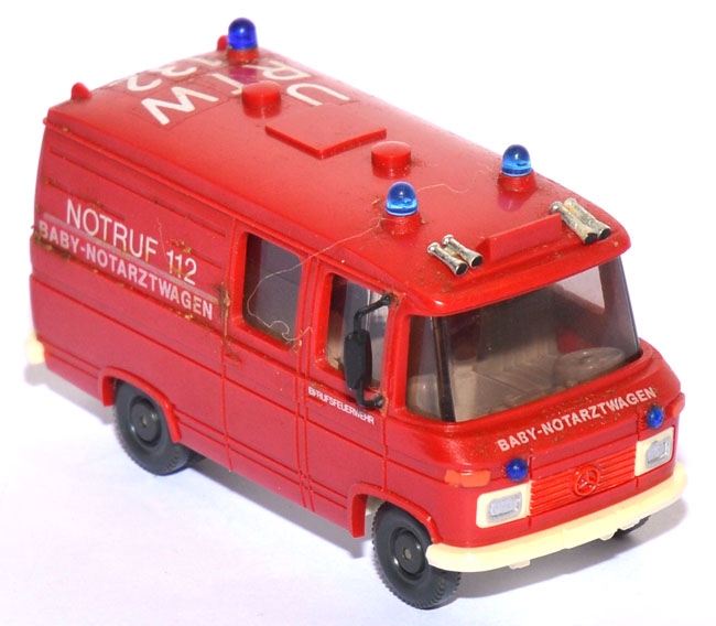 Mercedes-Benz L 406 RTW Baby-Notarztwagen Feuerwehr