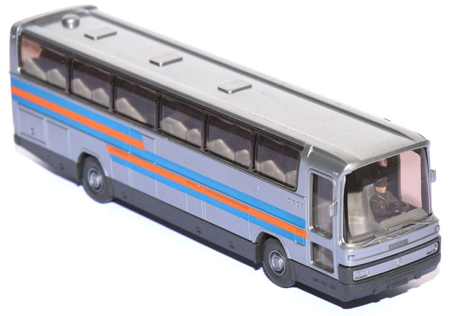 Mercedes-​​​​Benz O 303 RHD Reisebus silber