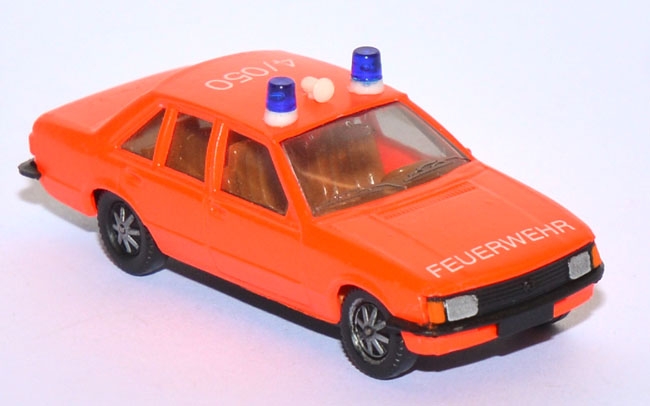 Opel Rekord Berlina 2.0 E ELW Feuerwehr tagesleuchtrot