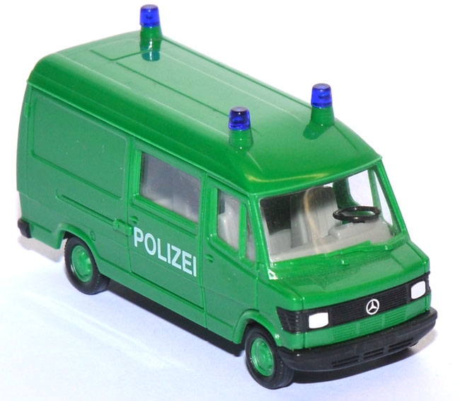 Mercedes-​Benz 207 D Halbbus HD MTW Polizei grün