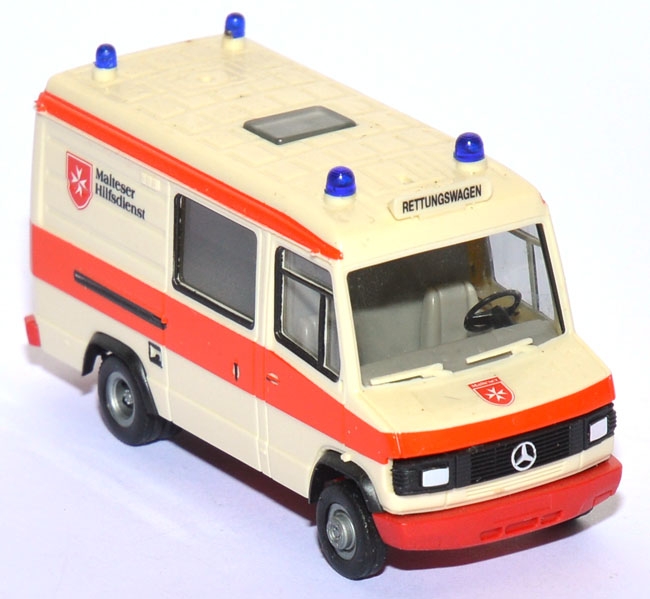 Mercedes-Benz 609 D HD RTW Malteser