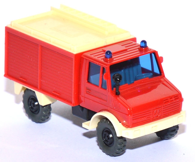 Mercedes-​​​​​Benz Unimog U 1300 L TLF 8/18 Feuerwehr rot