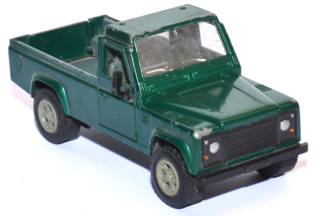 Land Rover Defender 110 grün