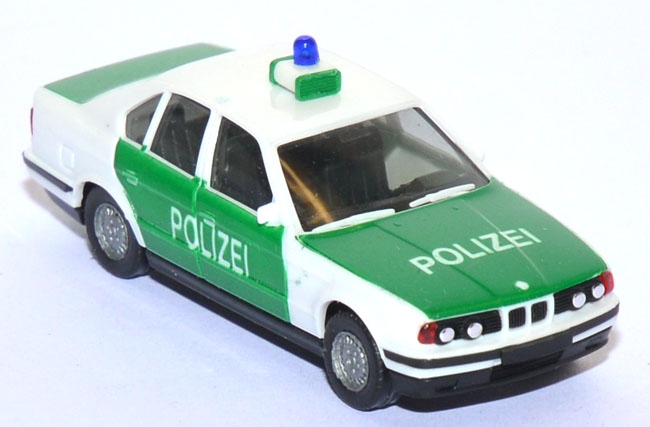 BMW 535i Polizei grün