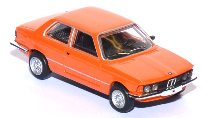 BMW 323i orange