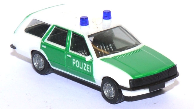 Opel Rekord 2.0 E Caravan Polizei grün