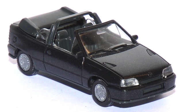 Opel Kadett E GSi Cabrio schwarz