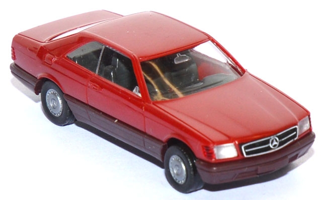 Mercedes-​Benz 560 SEC rot
