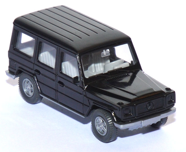 Mercedes-​Benz 230 GE schwarz