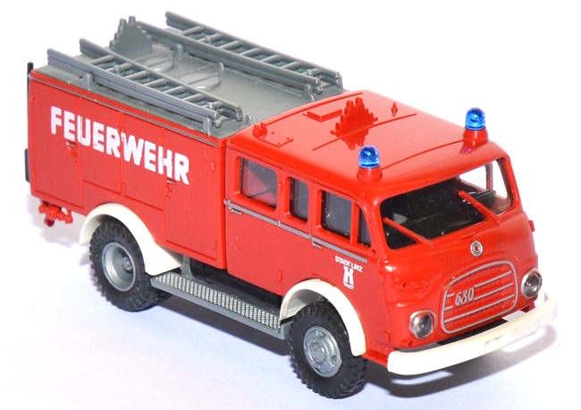 Steyr 680 TLF 2000 Feuerwehr Linz A