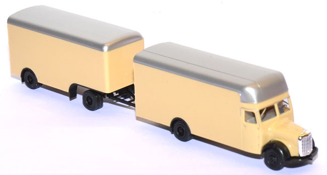 Mercedes-Benz L 311 Möbelwagen-Hängerzug neutral