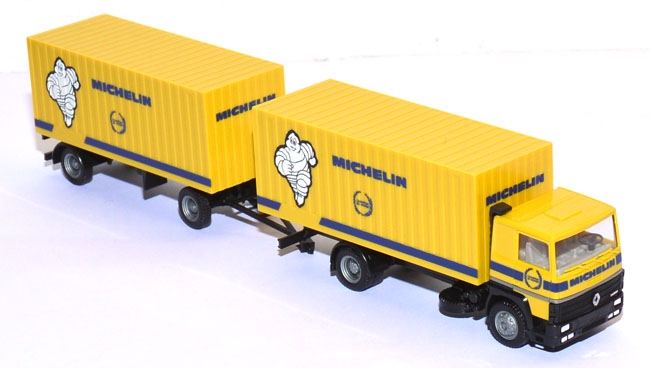 Renault 365 Turbo Rippenkoffer-Lastzug Michelin