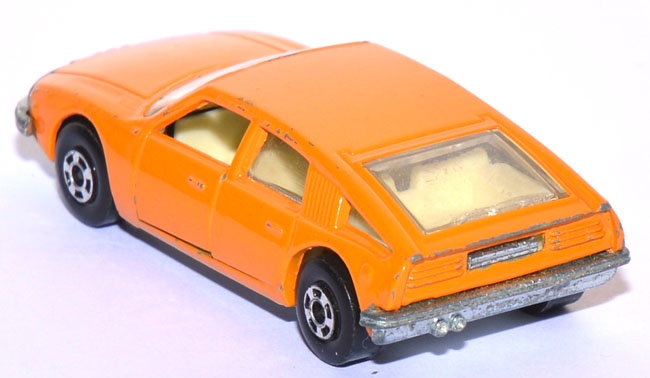 56A BMC 1800 Pininfarina orange