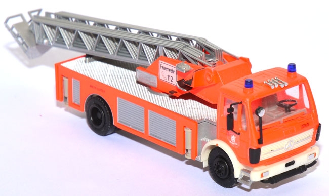 Mercedes-​Benz SK 94 S DLK 23-12 SE Feuerwehr Wuppertal