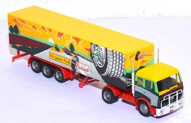 Mercedes-Benz SK 88 Koffersattelzug - Fulda