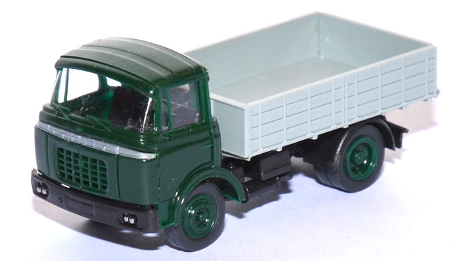 Berliet GAK 5 / 19 Pritschen-LKW grün