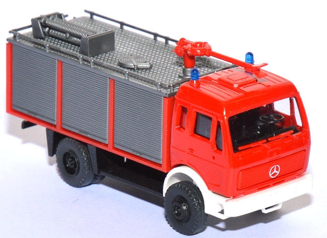 Mercedes-Benz 1222 Tanklöschfahrzeug TLF 16  - T Bachert Feuerwehr