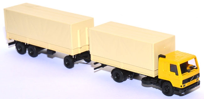 Volvo FL 10 Pritschen-​Lastzug neutral gelb