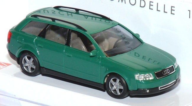 Audi A4 Avant grün 49250