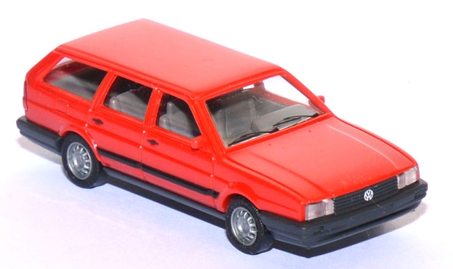 VW Passat B2 Variant Facelift rot 48100