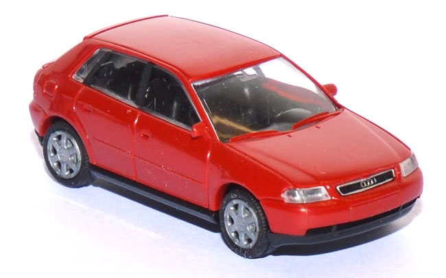 Audi A3 4türig rot