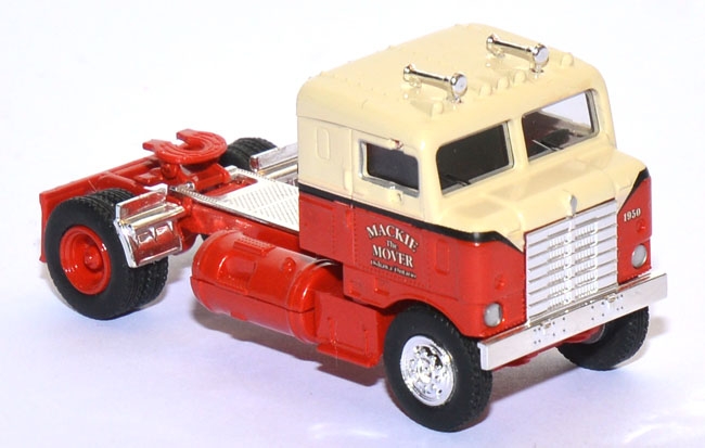 Kenworth Bullnose Solozugmaschine - Mackie the Mover