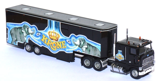 Ford CL T 9000 Koffersattelzug Circus Krone Elefanten