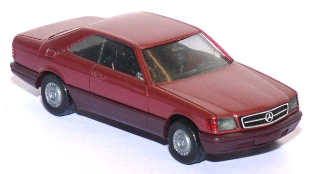 Mercedes-Benz S 600 violett