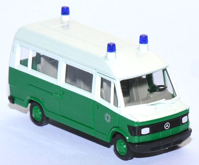 Mercedes-​Benz 207 D Bus HD MTW Polizei grün