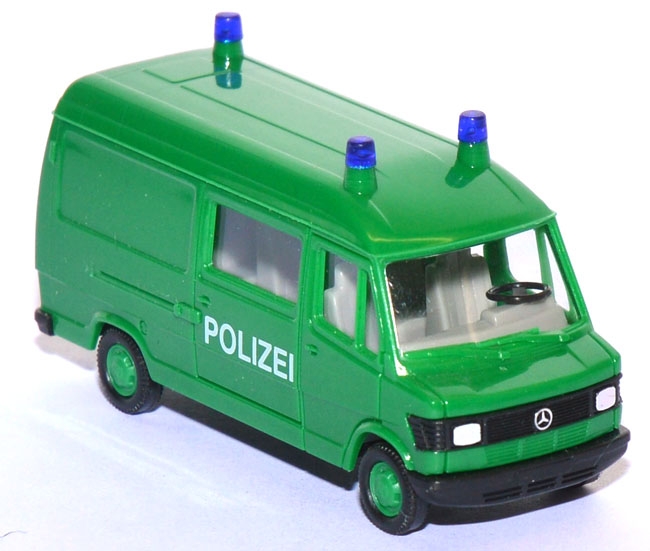 Mercedes-​​Benz 207 D Halbbus HD MTW Polizei grün