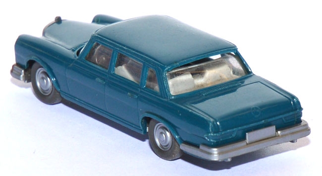 Mercedes-​​Benz 600 ozeanblau