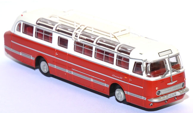 Ikarus 55 Reisebus rot