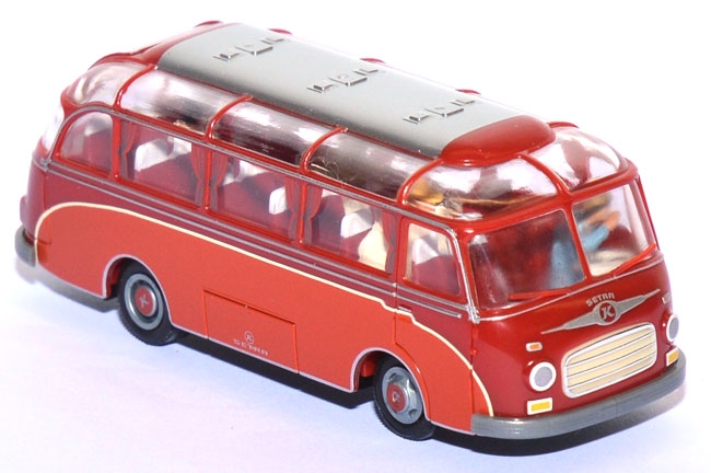 Kässbohrer Setra S 6 Bus mit Fahrer rot