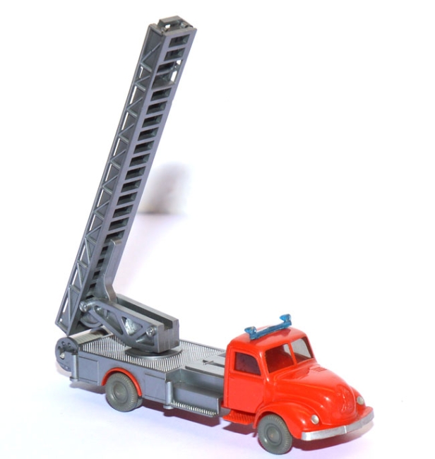Magirus S 3500 Drehleiter Feuerwehr orangerot