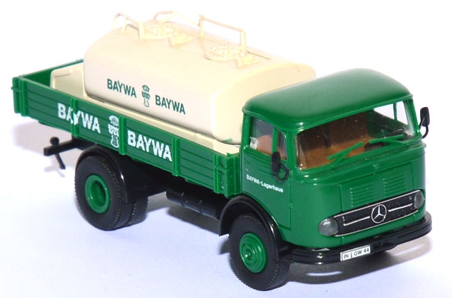 Mercedes-​​​Benz L 328 Pritschen-​​​LKW mit Öltank BayWa