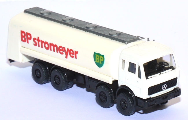 Mercedes-​​Benz 3333 Vierachs-​​Tankwagen BP Stromeyer