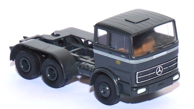 Mercedes-​Benz LPS 2223 Solozugmaschine DB