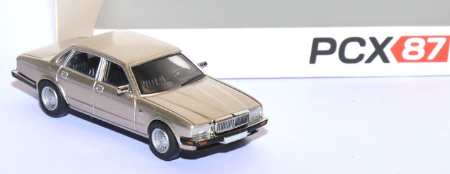 Jaguar XJ 40 beigemetallic